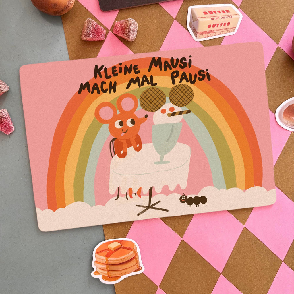 Frühstücksbrettchen mit zwei Mäusen am Eisbecher und Schriftzug Kleine Mausi, mach mal Pausi