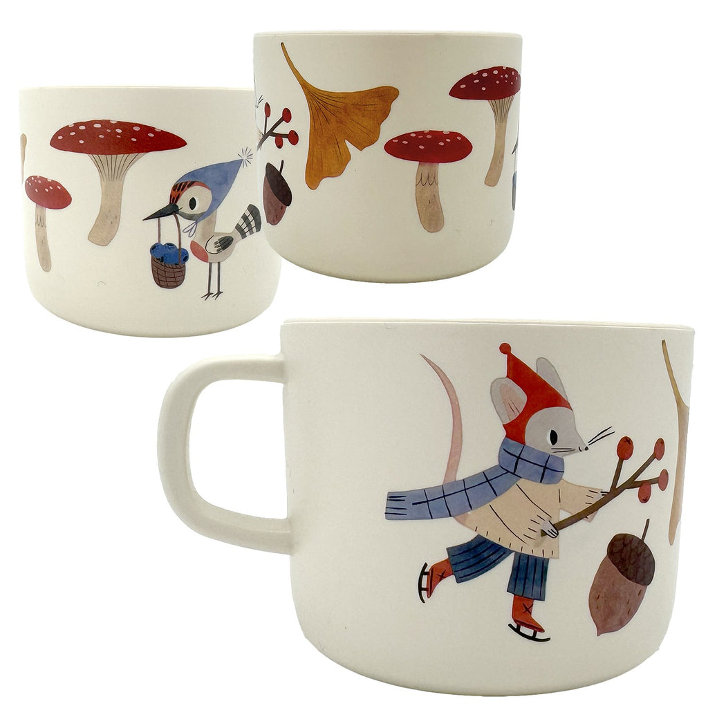 Zwei Ansichten der Kindertasse Waldtiere mit Fliegenpilzen, Vogel und Maus