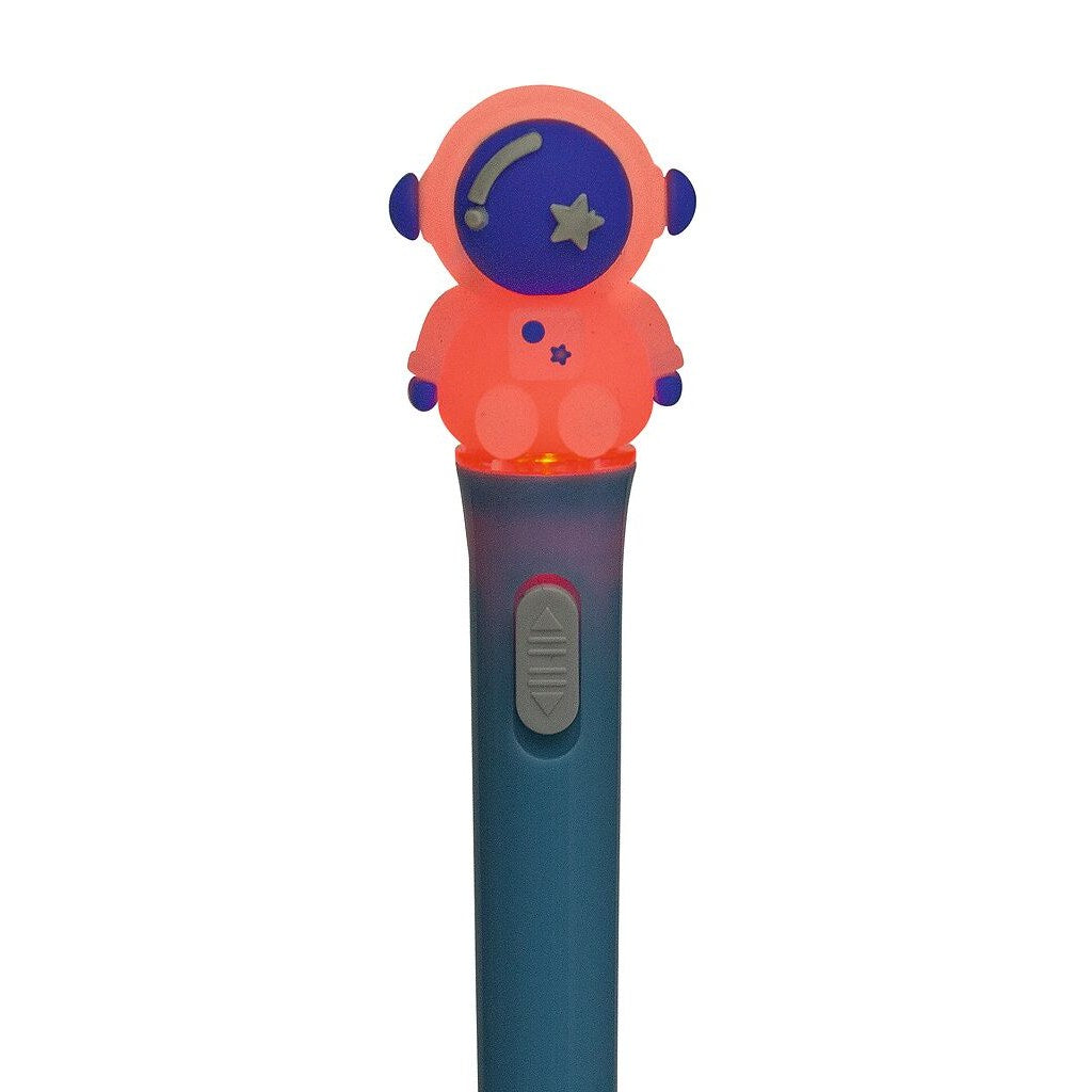 Leuchtstift mit orangem Astronauten-Kopf, leuchtend