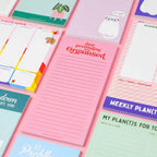 Rosa To-do-Block auf Wochenplanern in Mint und Rosa